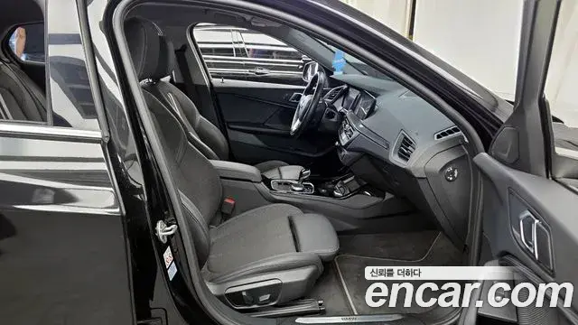 BMW 1 Series 2024 — Şəkil 2/31
