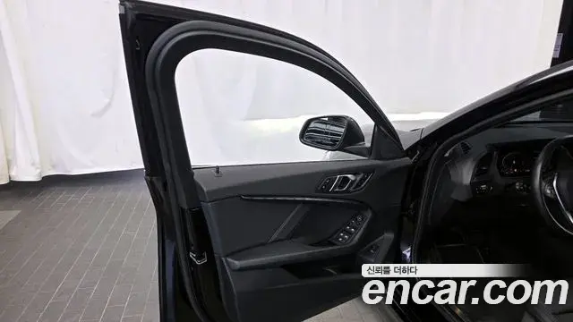 BMW 1 Series 2024 — Şəkil 14/31