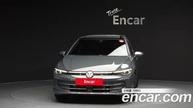 Volkswagen Golf 2025 — ფოტო 7/20