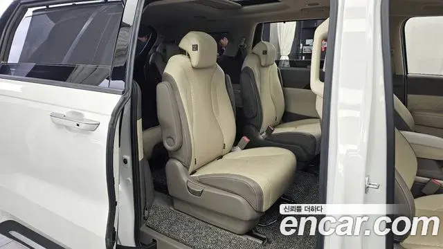Kia Carnival 2021 — Şəkil 9/34