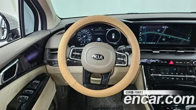Kia Carnival 2021 — Şəkil 16/34