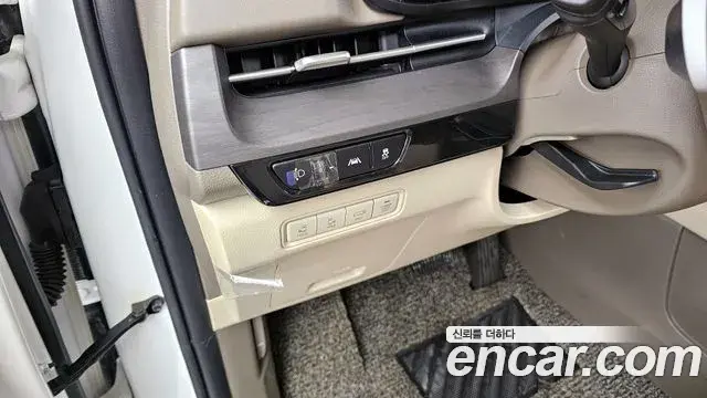 Kia Carnival 2021 — Şəkil 7/34