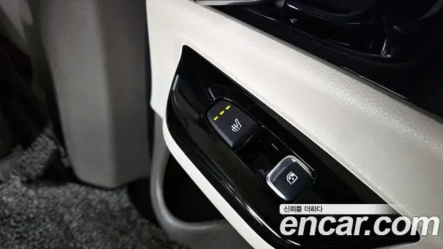 Kia Carnival 2021 — Şəkil 11/34