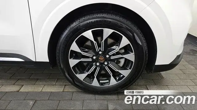 Kia Carnival 2021 — Şəkil 31/34