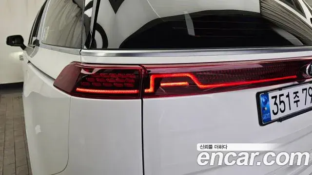 Kia Carnival 2021 — Şəkil 22/34