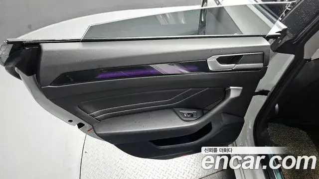 Volkswagen Arteon 2022 — ფოტო 28/35