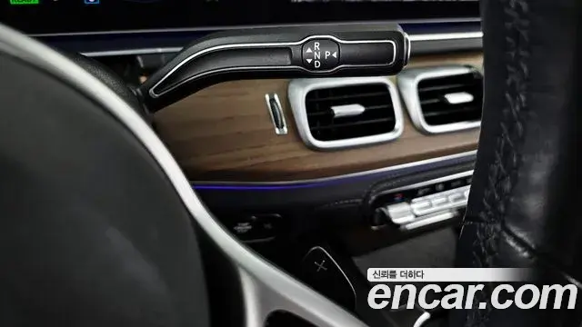 Mercedes-Benz GLE-Class 2019 — Фото 9/20