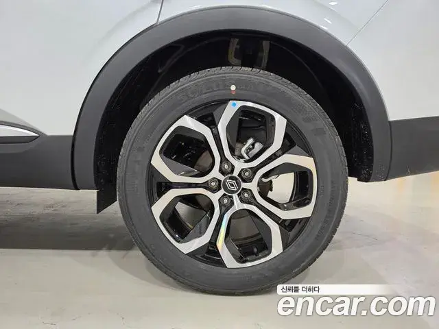 Renault Samsung Arkana 2025 — Фото 16/20