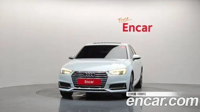 Audi A4 2019 — ფოტო 19/35
