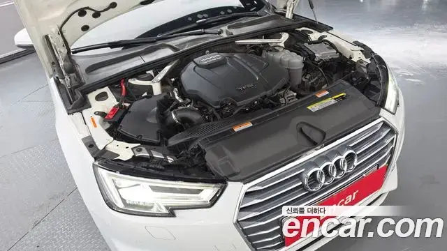 Audi A4 2019 — ფოტო 21/35