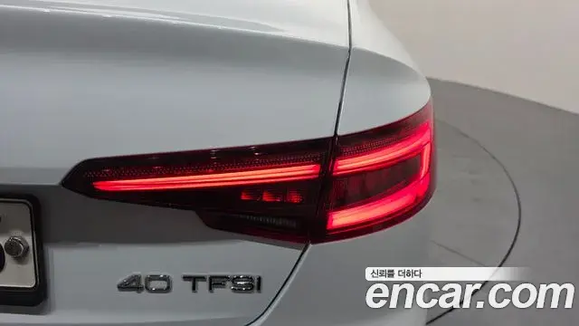 Audi A4 2019 — ფოტო 26/35