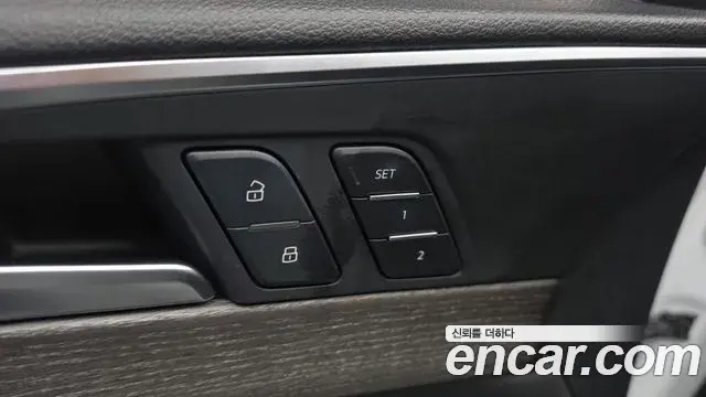 Audi A4 2019 — ფოტო 11/35