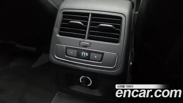 Audi A4 2019 — ფოტო 6/35