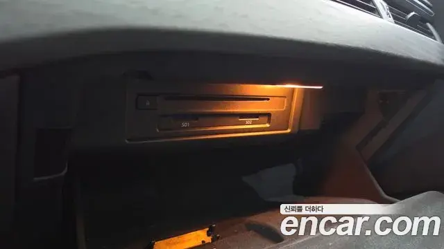 Audi A4 2019 — ფოტო 31/35