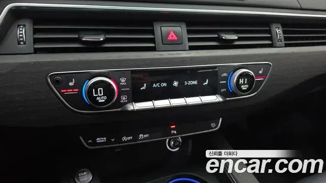Audi A4 2019 — ფოტო 7/35