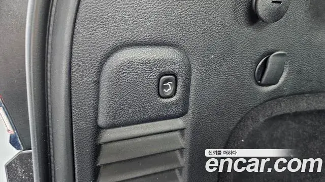 Jeep Grand Cherokee 2021 — Photo 5/24
