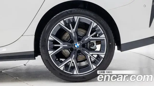 BMW 2 Series Gran Coupe 2025 — Фото 4/20