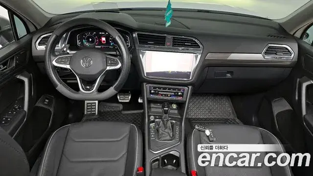Volkswagen Tiguan Allspace 2022 — Photo 15/31