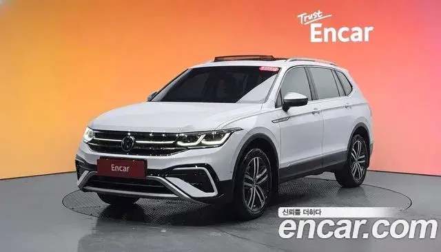 Volkswagen Tiguan Allspace 2022 — Photo 13/31