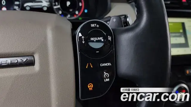 Land Rover Discovery 5 2019 — ფოტო 11/39