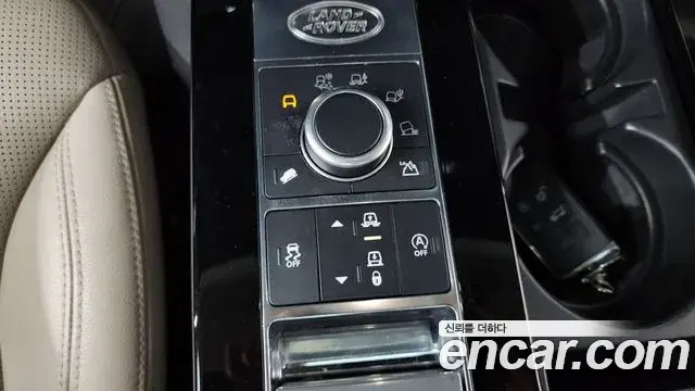 Land Rover Discovery 5 2019 — ფოტო 36/39