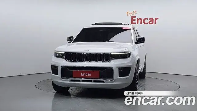 Jeep Grand Cherokee 2021 — Şəkil 19/28