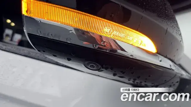 Jeep Grand Cherokee 2021 — Şəkil 12/28
