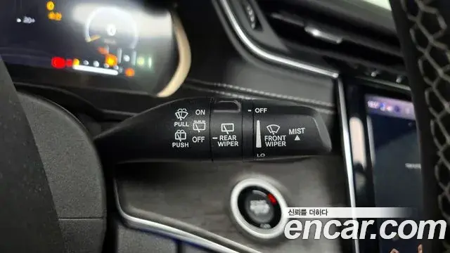Jeep Grand Cherokee 2021 — Şəkil 26/28