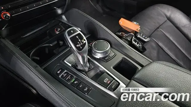 BMW X6 2018 — ფოტო 17/20