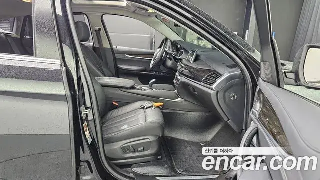 BMW X6 2018 — ფოტო 6/20