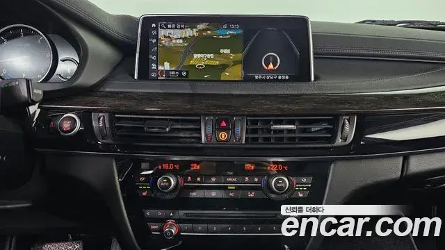 BMW X6 2018 — ფოტო 18/20