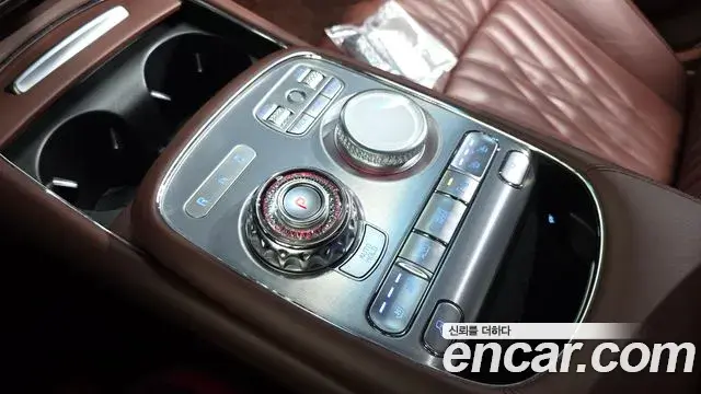 Genesis G90 2022 — Şəkil 37/39