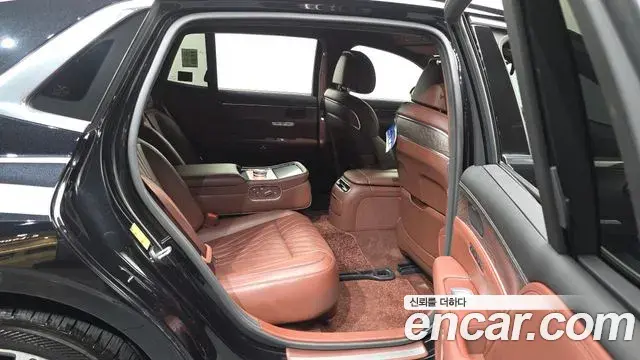 Genesis G90 2022 — Şəkil 10/39