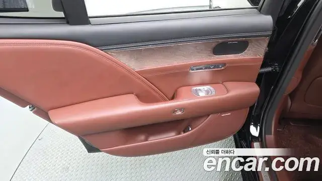 Genesis G90 2022 — Şəkil 35/39
