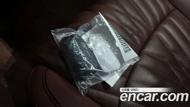 Genesis G90 2022 — Şəkil 20/39
