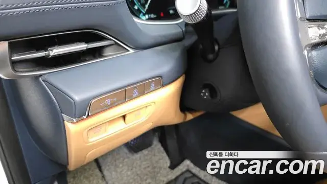 Genesis GV80 2023 — ფოტო 30/34