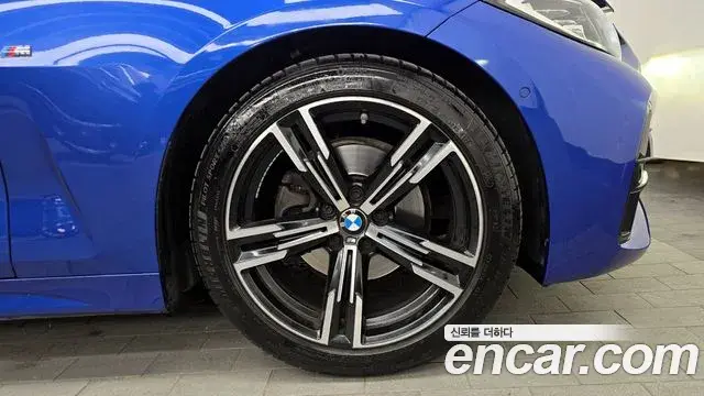 BMW 4 Series 2021 — Şəkil 19/32