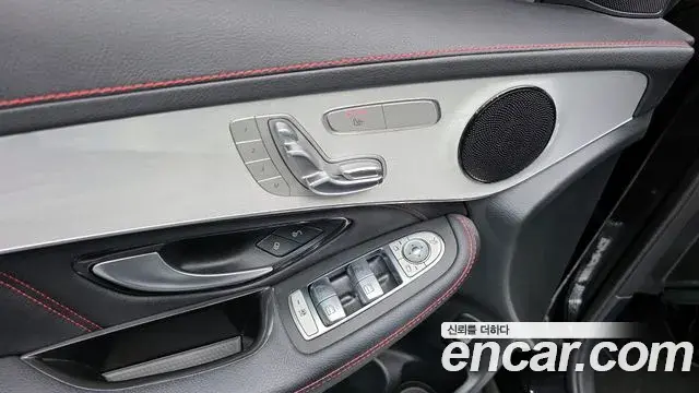 Mercedes-Benz GLC-Class 2022 — ფოტო 35/37