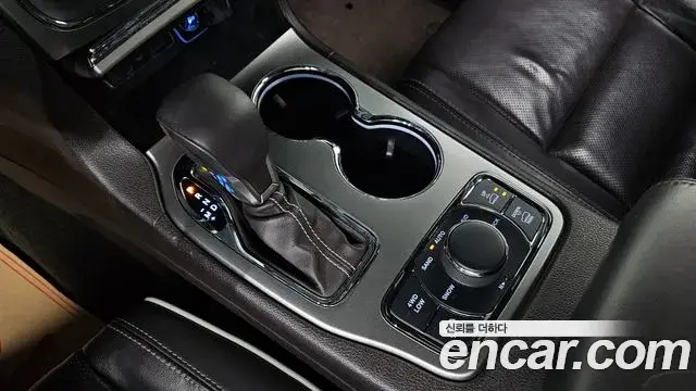 Jeep Grand Cherokee 2018 — ფოტო 4/20