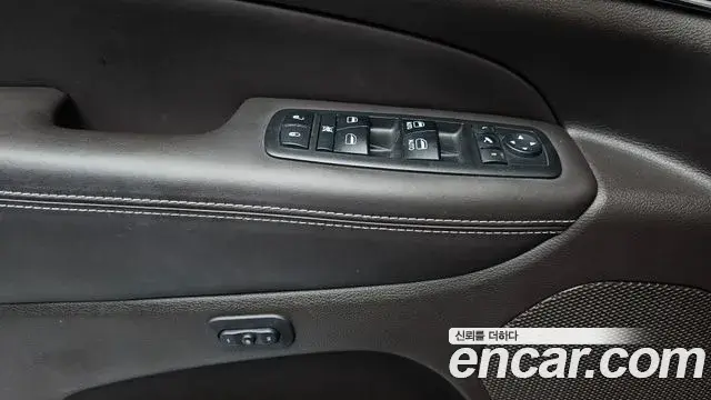 Jeep Grand Cherokee 2018 — ფოტო 12/20
