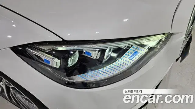 Mercedes-Benz S-Class 2025 — Photo 12/20