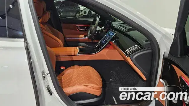 Mercedes-Benz S-Class 2025 — Photo 11/20
