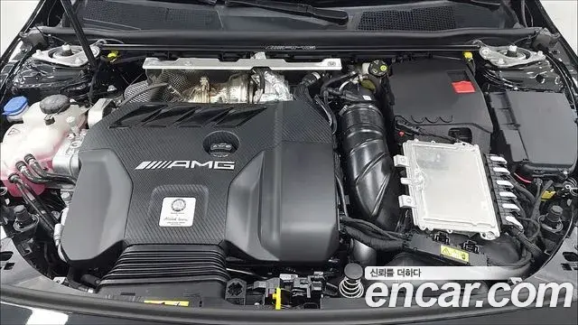 Mercedes-Benz CLA-Class 2025 — Şəkil 1/17