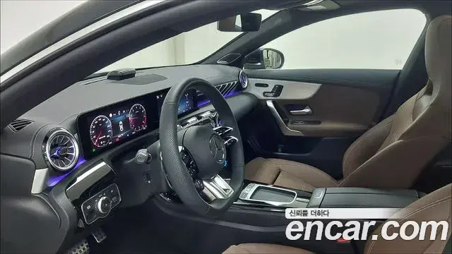 Mercedes-Benz CLA-Class 2025 — Şəkil 11/17