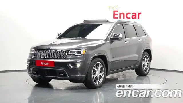 Jeep Grand Cherokee 2019 — Photo 11/20