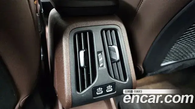 BMW 2 Series Active Tourer 2024 — Şəkil 18/20