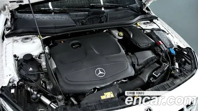 Mercedes-Benz GLA-Class 2019 — ფოტო 19/20