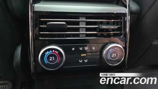 Land Rover Range Rover Sport 2024 — ფოტო 16/20