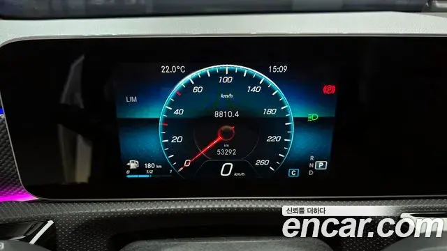 Mercedes-Benz A-Class 2020 — Фото 8/20
