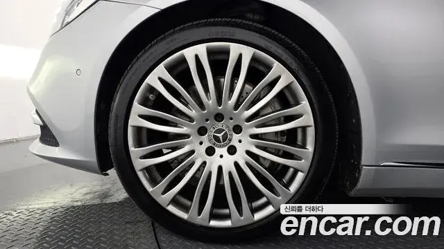 Mercedes-Benz S-Class 2018 — ფოტო 18/20